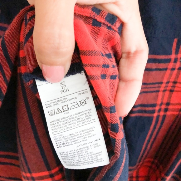 Old Navy “the classic shirt” plaid 309 - Picture 7 of 7
